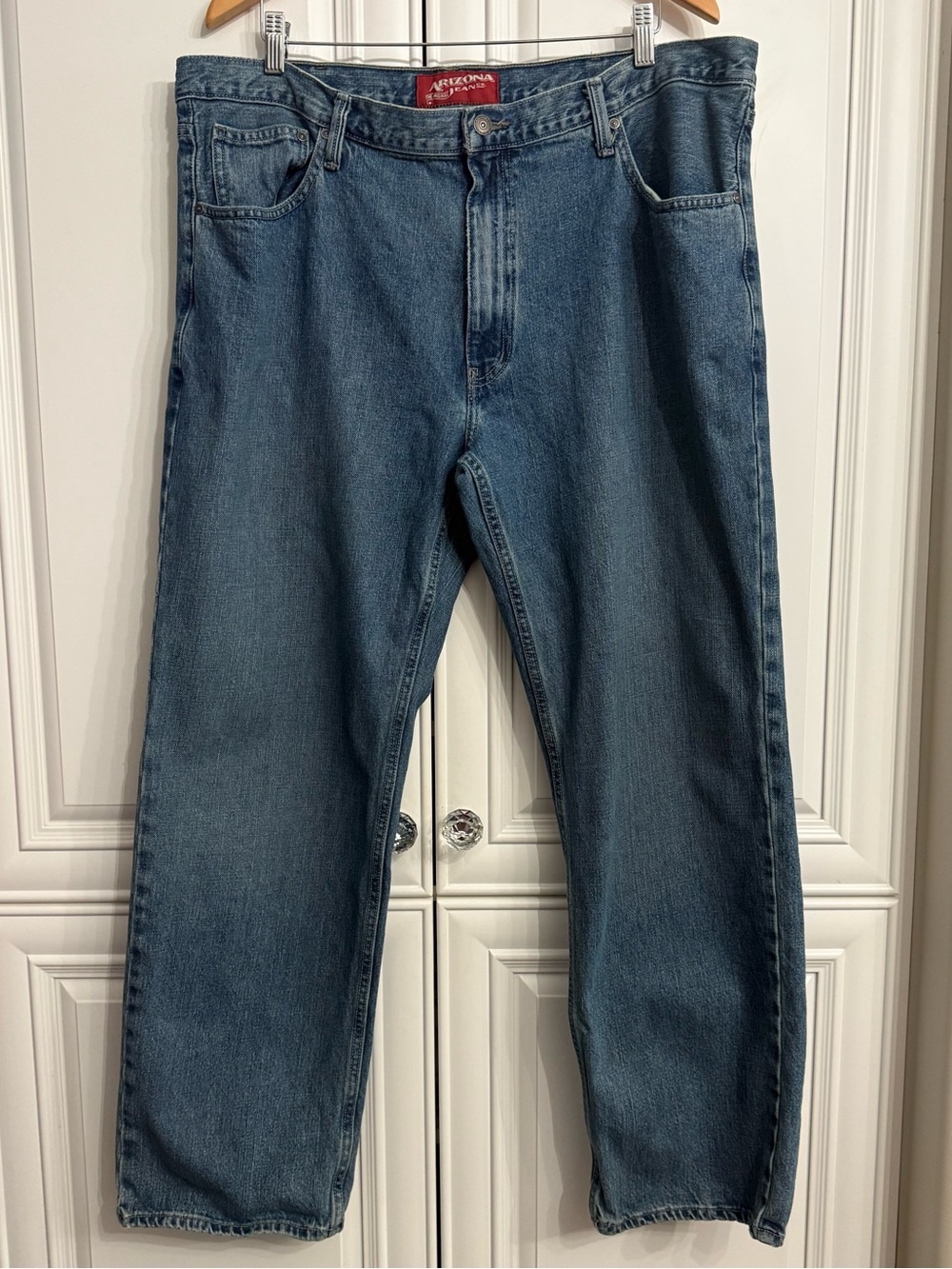 Arizona Jean Company Relaxed Straight Leg Medium Blue Jeans Size 40 x 30 Denim